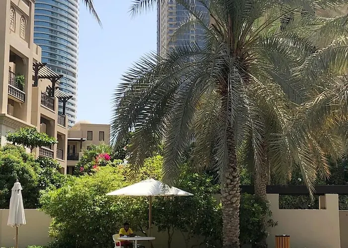 2 Bedroom Old Town Garden Apartment - The 108 Residences